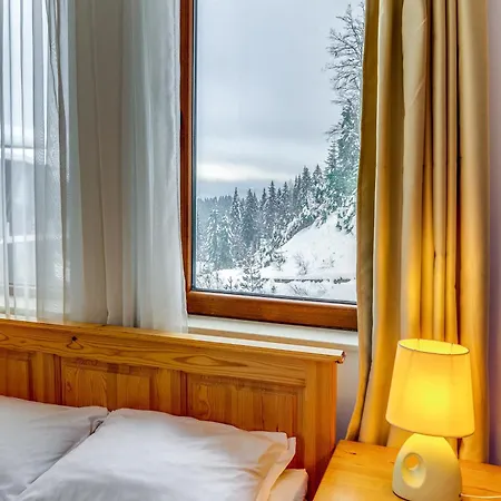Alpine Haven 2-bedroom Escape, By Flat Mаnager Διαμέρισμα